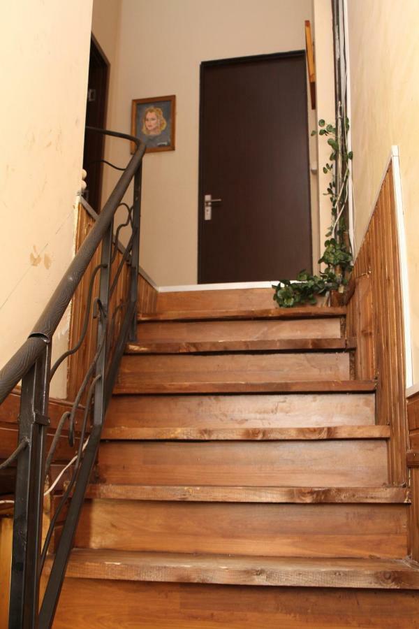 Natia'S Apartment On Dadiani St. ティビリシ エクステリア 写真